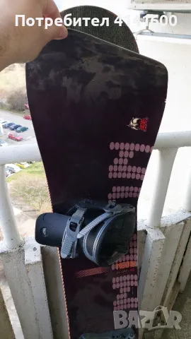 Сноуборд с разлепена лепенка и здрави автомати, снимка 1