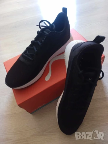 Оригинални маратонки Puma Flyer Knit Black номер 47, снимка 3 - Маратонки - 50638155