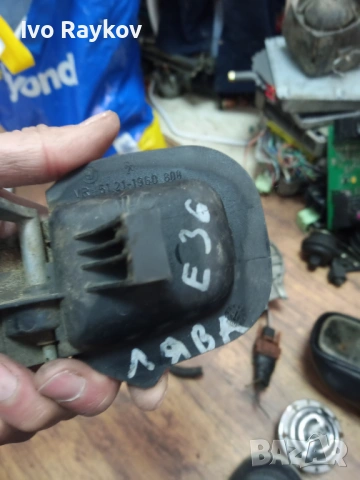 Вътрешна дръжка за  BMW E36 , 1960808 , снимка 2 - Части - 53876311