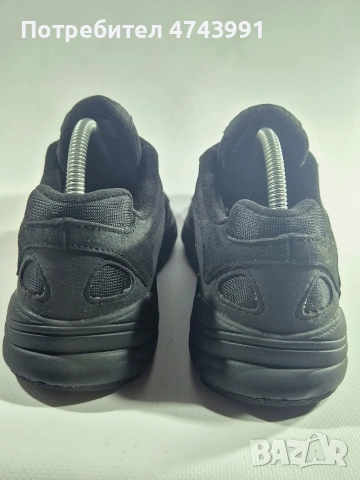 Оригинални маратонки Adidas YUNG-1 в отлично състояние! , снимка 4 - Маратонки - 53953218