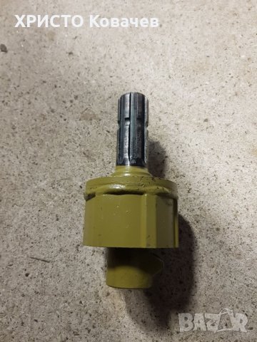  Адаптер за кардан с тресчотка 8/8 шлица (38/38mm), 1600NM