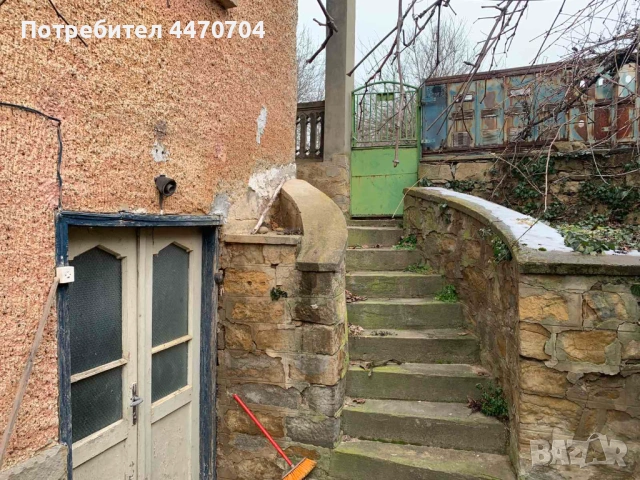 КЪЩА С ДВОР И ГЕРАН В С. ДОЙРЕНЦИ – 30 000 €, снимка 6 - Къщи - 53242519