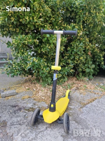 ДЕТСКА ТРОТИНЕТКА С 3 КОЛЕЛА BTWIN B100 , снимка 2 - Детски велосипеди, триколки и коли - 51082446