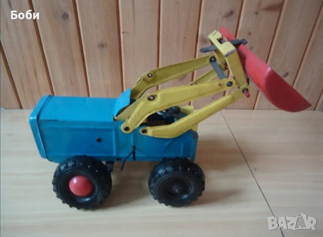 Стара Рядка Руска Метална Голяма Играчка Трактор Фадрома СССР , снимка 2 - Колекции - 44207861