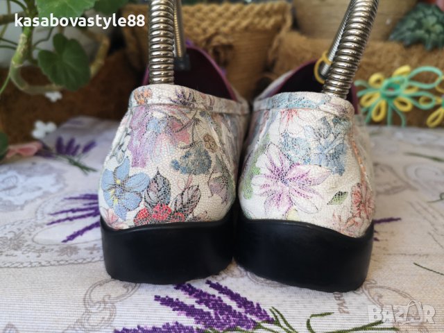 Обувки с флорални мотиви , снимка 10 - Дамски ежедневни обувки - 40333565