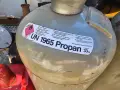 Големи газови бутилки за пропан бутан немски Стандарт ъглов кран , снимка 2
