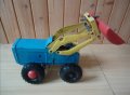 Стара Рядка Руска Метална Голяма Играчка Трактор Фадрома СССР , снимка 2