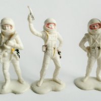 лот пластмасови играчки астронавти-космонавти, снимка 4 - Колекции - 34949927