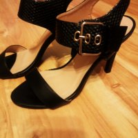 Дамски обувки, снимка 1 - Дамски обувки на ток - 31149828