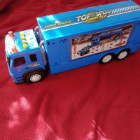 Голям син камион, снимка 1 - Коли, камиони, мотори, писти - 35618915