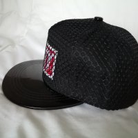Черна шапка с козирка OBEY реплика, снимка 8 - Шапки - 37099928