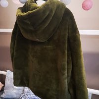 Зелено пухeно палто яке Зара, снимка 3 - Якета - 30293047