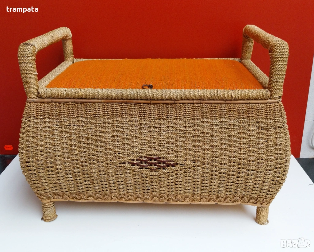 НАЙ ДОБРАТА ОФЕРТА Стара немска плетена /ратан табуретка ,стол,шкаф съндък, , снимка 1