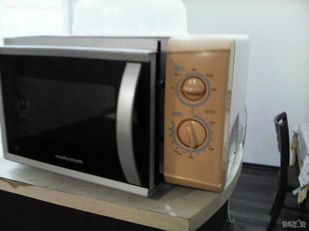 Микровълнова      печка   .  Върти   и    загрява  ., снимка 1