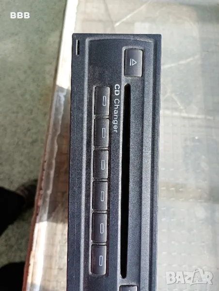 СД чейнджър и дисплей за Ауди А6 Ц6 , снимка 1