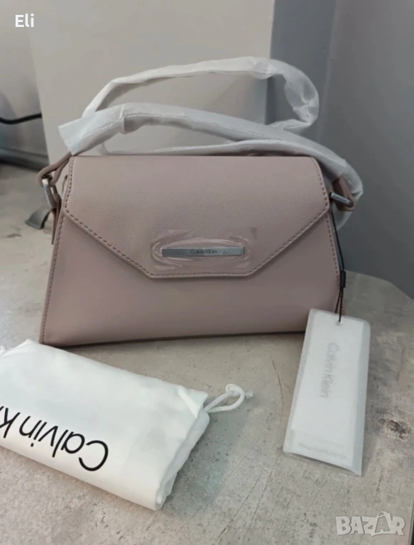 Calvin Klein - дамска чантичка , снимка 1