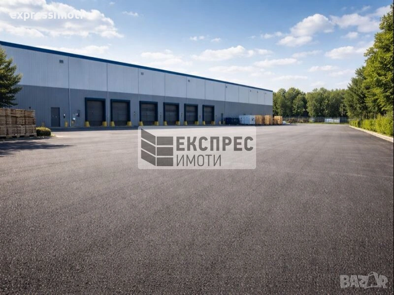 ПАРКИНГ В ОХРАНЯМА СКЛАДОВА БАЗА, снимка 1