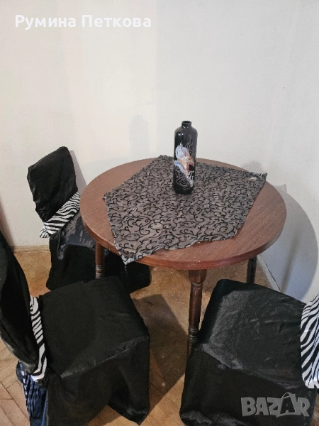 трапезна и холна маси общо 100 лв , снимка 1