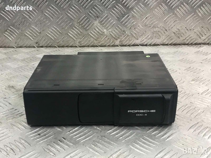 CD чейнджър Porsche Cayenne,2004г., снимка 1