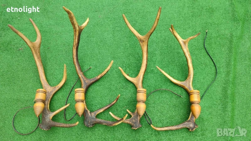 Стенна лампа -аплик с рога и ръчно изработена дървена чашка , снимка 1