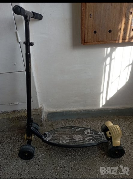 Четириколка(тротинетка с четири колела), снимка 1