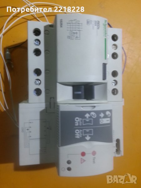 Продавам трифазна дефектнотокова защита с автоматично възстановяване Schneider 18264, снимка 1