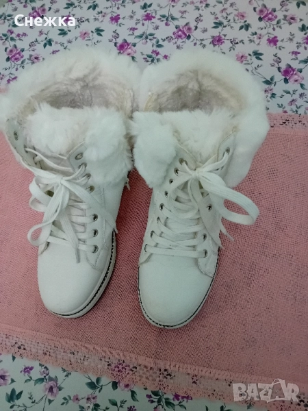 нови зимни бели боти, снимка 1