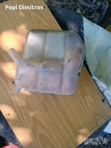 Казанче антифриз Ford Focus I   (02.1999 - 12.2007), снимка 1