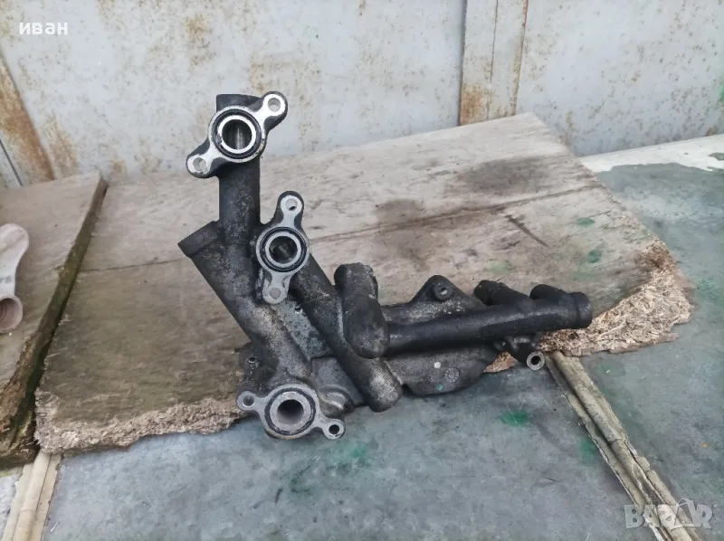 Корпус масло охладител за Тойота Корола Версо 2.2 D-cat. 177 кс. 2006 год., снимка 1