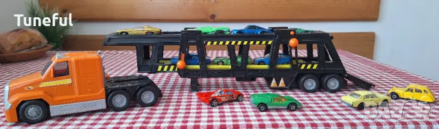 MATCHBOX камион автотранспортер - като нов, снимка 7 - Колекции - 47698313