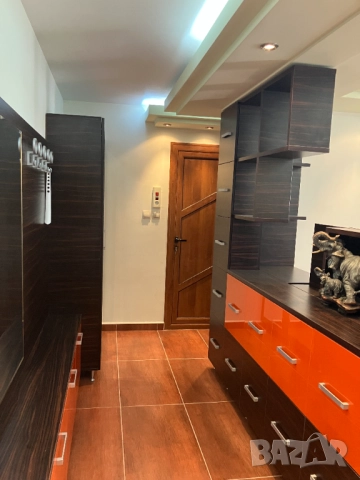 Продавам двустаен, луксозно обзаведен апартамент, снимка 8 - Апартаменти - 51589480