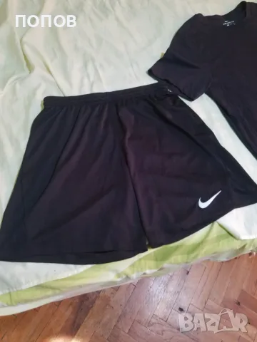 Тениска The Nike Tee и Къси гащи Nike Dry Fit-XL ,Перфектен екип!, снимка 2 - Спортни дрехи, екипи - 55741646