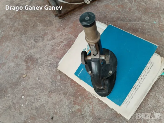 Ретро микроскоп. , снимка 2 - Антикварни и старинни предмети - 49683931