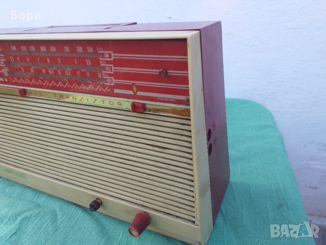 SIERA SA3254T Радио  1960г, снимка 3 - Радиокасетофони, транзистори - 32150592