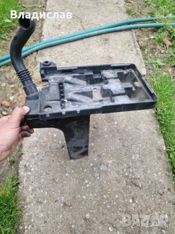 Клеми за акумулатор за Volvo V40+ Стойка , снимка 5 - Части - 46695014