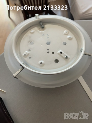 Плафони стъклени 1 х Е27, снимка 4 - Лампи за таван - 53163324