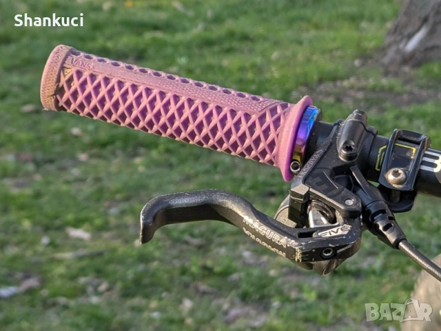 Trek Slash 9.8 GEN 6, AXS GX 2025, M размер, снимка 5 - Велосипеди - 53939197