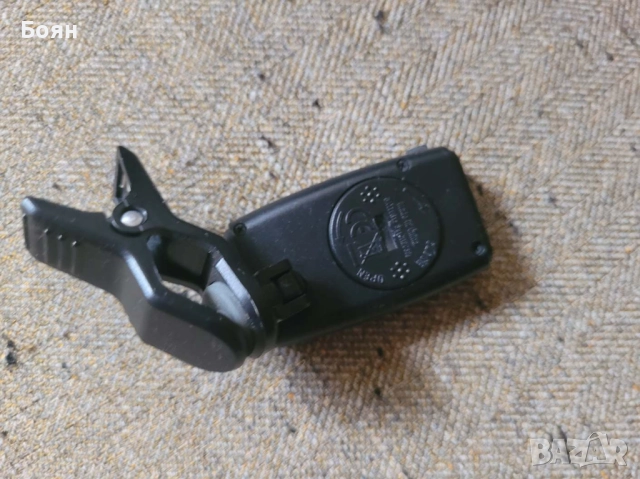 Продавам тунер за китара, бас и укелеле Boss TU-01 - 20 лв., снимка 5 - Китари - 51438787