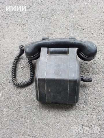 Старинен телефон