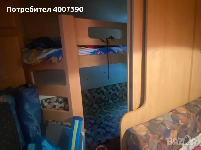 Продавам каравана Hobby 7м. до морето в къмпинг Аспровалта, снимка 4 - Каравани и кемпери - 51819673