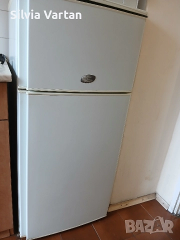 Хладилник среден размер , снимка 11 - Хладилници - 52329994