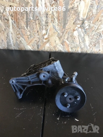 Помпа за хидравличен волан за Saab или Opel Vectra C 2.2 DTI (2004) 13102542