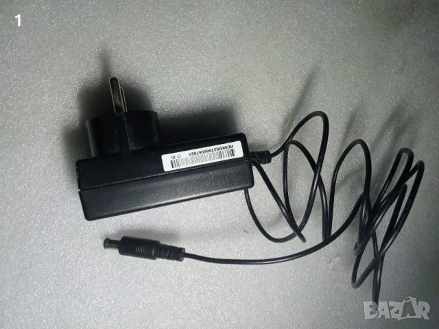Захранващ блок на 19 волта, снимка 1