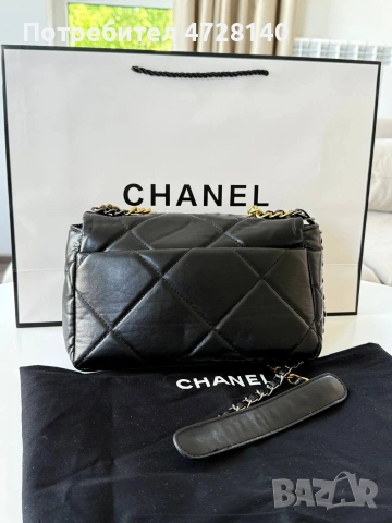 Дамска чанта Chanel, снимка 2 - Чанти - 53670433