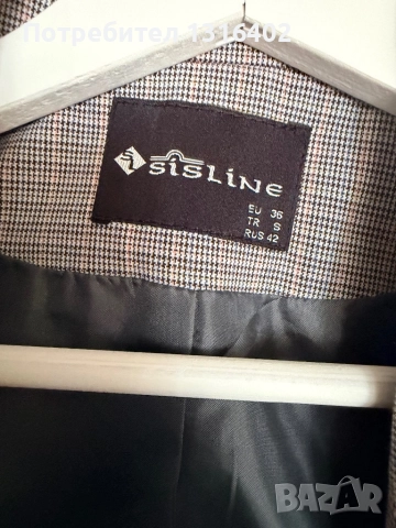 Елегантно вталено сако размер XS/S, снимка 2 - Сака - 51794642