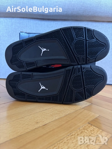 Nike Air Jordan 4s Retro Black Cat Sizes 41,42,43,44,45eu With Free Crease Protectors , снимка 6 - Маратонки - 56226259