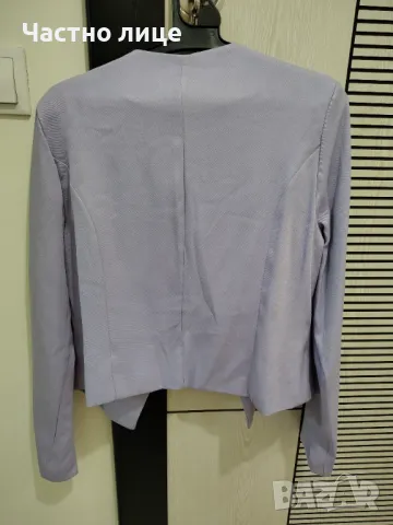 Продавам дамско лилаво сако с хастар размер М , снимка 2 - Сака - 50413865