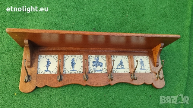 Уникална масивна дъбова закачалка с рафт отгоре и порцеланови плочки , снимка 5 - Закачалки - 52805904