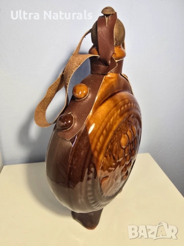 Керамична винтидж бъклица с релефно грозде като ново, снимка 3 - Антикварни и старинни предмети - 53126592