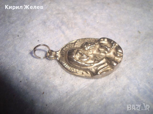 КРАСИВА ПОСРЕБРЕНА РЕЛЕФНА НАГРЪДНА МЕТАЛНА ИКОНКА 27944, снимка 6 - Колиета, медальони, синджири - 37096699